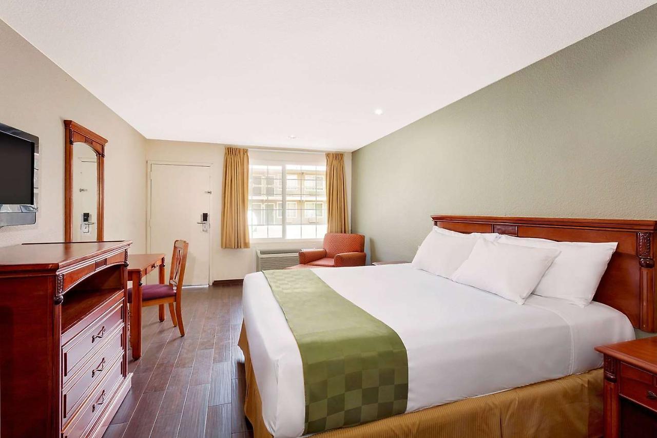 Travelodge By Wyndham El Centro Eksteriør bilde